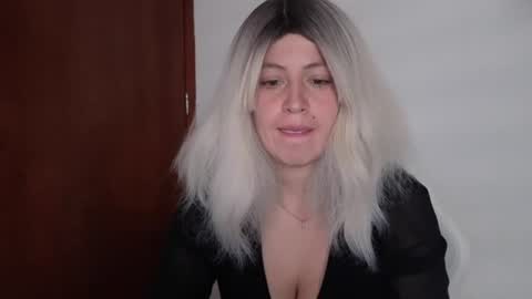 Francesca online show from 07/02/26, 09:43