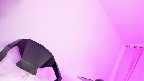 francesca online show from 12/05/25, 10:46