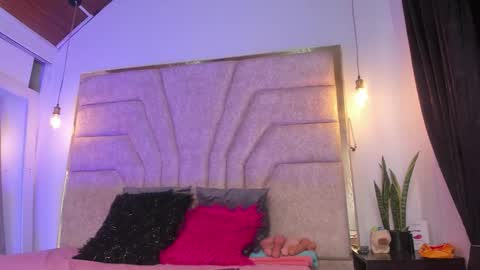 francheska121 online show from 02/25/26, 07:23