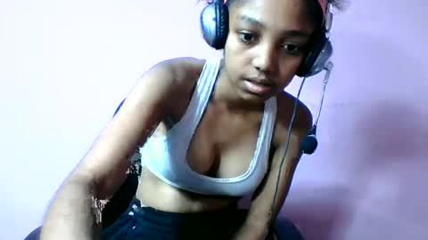 francia333068 online show from 06/13/26, 08:01