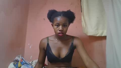 Snapshot of franciefrancie chatting on 03/12/25, 09:45 francilla online show from 03/12/25, 09:45