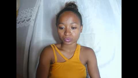 francine925426 online show from 12/03/25, 06:32