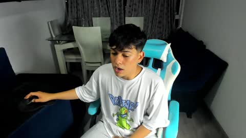 Snapshot of franco_rizzo01 chatting on 02/07/25, 11:24 frank online show from 02/07/25, 11:24