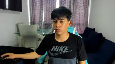 Snapshot of franco_rizzo01 chatting on 02/21/25, 10:37 frank online show from 02/21/25, 10:37