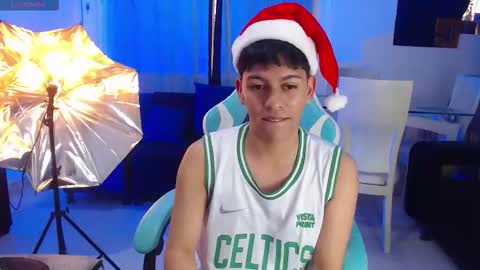 Snapshot of franco_rizzo01 chatting on 12/14/25, 07:18 frank online show from 12/14/25, 07:18