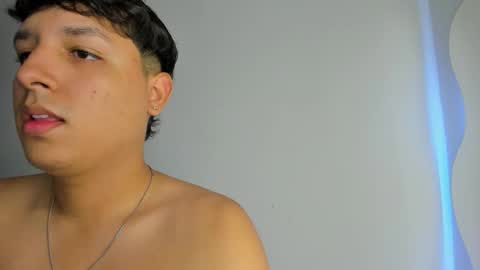 Snapshot of frank_castiglioni chatting on 03/08/25, 06:16 Castiglioni online show from 03/08/25, 06:16