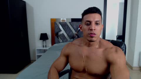 Frank online show from 01/11/25, 12:33