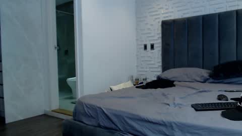 Frank online show from 02/25/25, 12:14