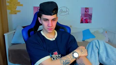 Frank online show from 02/27/25, 04:52