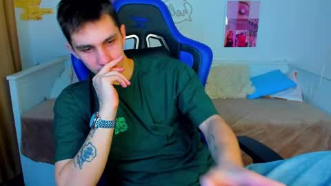 Frank online show from 03/08/25, 07:16