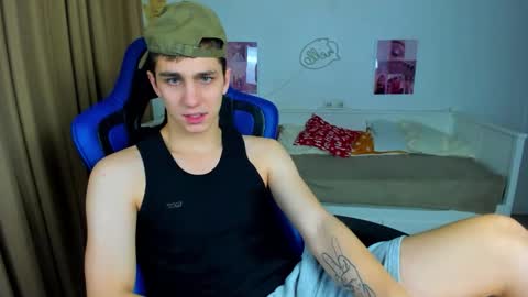 Frank online show from 12/03/25, 05:26