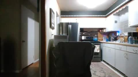 Frank online show from 12/22/25, 08:22