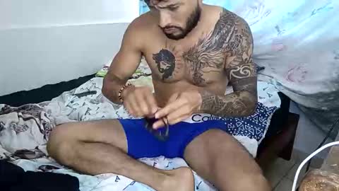 Snapshot of frankdanielsmolano chatting on 04/16/26, 01:56 frankdanielsmolano online show from 04/16/26, 01:56