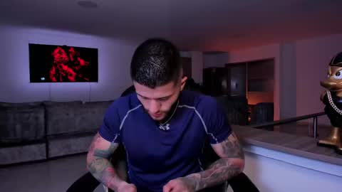 Frank Farrell. Hey remember to give me a thumbs up Ty online show from 02/12/25, 01:30