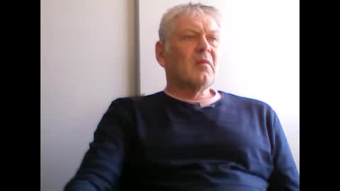 frannkboy61 online show from 04/21/26, 12:00