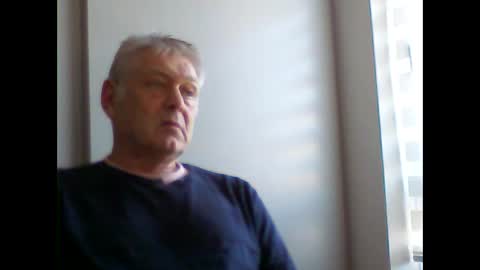 frannkboy61 online show from 04/22/26, 04:08