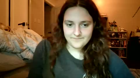 Snapshot of frannypie123 chatting on 07/04/26, 11:00 frannypie123 online show from 07/04/26, 11:00