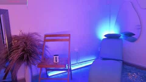 Fransheska online show from 03/09/26, 12:09