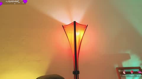 Fransheska online show from 04/04/26, 12:02