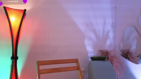 Fransheska online show from 04/14/26, 12:11