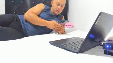 franyjuly online show from 01/10/25, 02:14