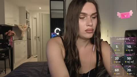 Snapshot of franzeva chatting on 06/12/26, 12:04 I am franzeva online show from 06/12/26, 12:04