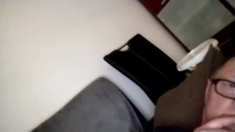 Wolfi online show from 02/01/25, 12:58