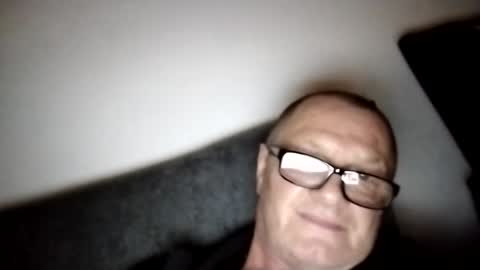 Wolfi online show from 02/21/25, 07:34