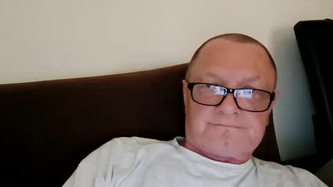 Wolfi online show from 05/23/26, 06:18