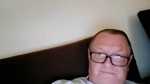 Wolfi online show from 06/06/26, 06:18
