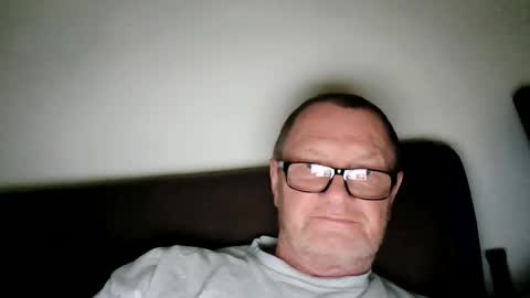 Wolfi online show from 06/10/26, 09:52