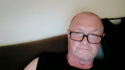 Wolfi online show from 06/23/26, 05:49