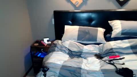 NextDoorNeighbor online show from 01/15/26, 09:29