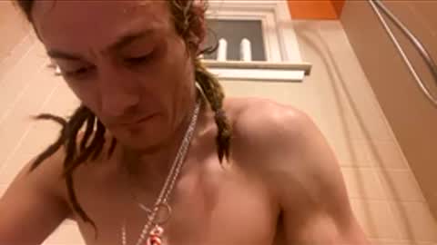 Squirrel twink online show from 12/18/25, 05:46