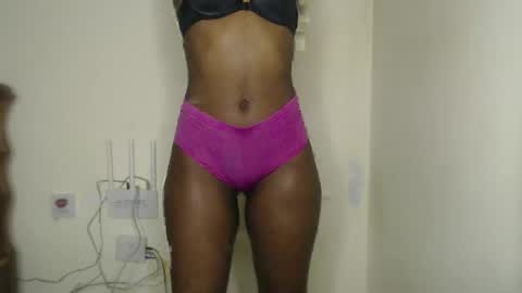 Snapshot of freaky_ass chatting on 02/12/25, 03:49 Berry online show from 02/12/25, 03:49