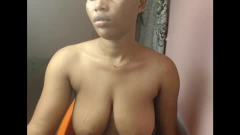 luna online show from 01/15/26, 02:49