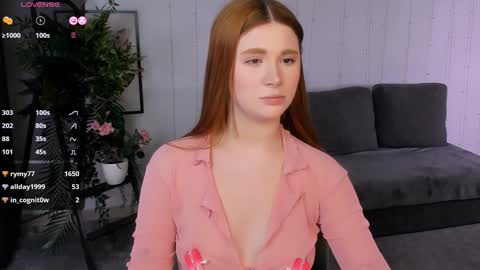 Snapshot of freckle_diyana chatting on 01/19/25, 03:50 Diyana online show from 01/19/25, 03:50