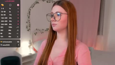 Snapshot of freckle_diyana chatting on 02/12/25, 07:02 Diyana online show from 02/12/25, 07:02