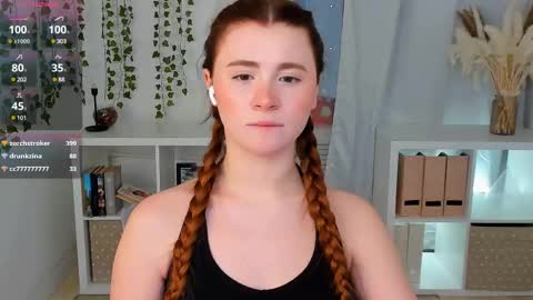 Snapshot of freckle_diyana chatting on 03/08/25, 06:21 Diyana online show from 03/08/25, 06:21