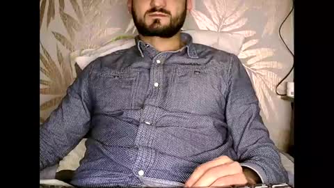 Snapshot of fred4games77 chatting on 12/31/24, 12:32 fred online show from 12/31/24, 12:32