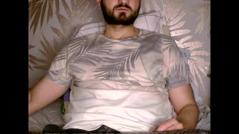 Snapshot of fred4games77 chatting on 03/10/25, 02:28 fred online show from 03/10/25, 02:28