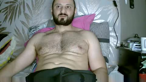 Snapshot of fred4games77 chatting on 10/25/25, 05:40 fred online show from 10/25/25, 05:40