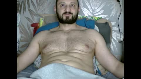 Snapshot of fred4games77 chatting on 11/15/25, 04:14 fred online show from 11/15/25, 04:14