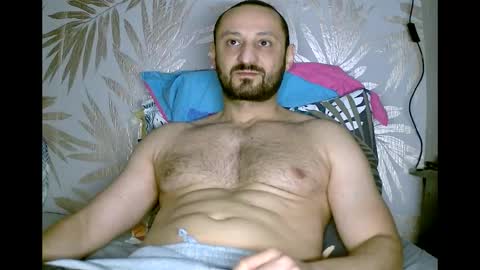 Snapshot of fred4games77 chatting on 11/28/25, 02:20 fred online show from 11/28/25, 02:20