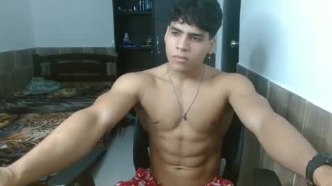 Snapshot of fred_eon20006 chatting on 10/09/25, 01:36 Esteban online show from 10/09/25, 01:36