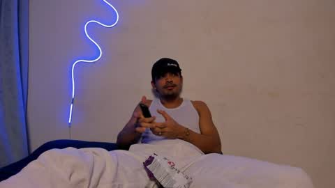 valeria online show from 04/08/26, 02:44