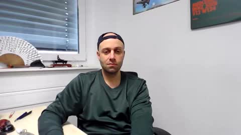 freddow online show from 12/05/25, 12:36