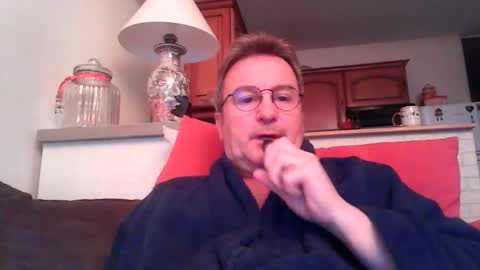 freddy9509 online show from 11/25/25, 05:57