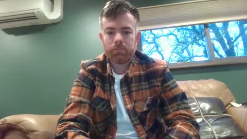 Freddy online show from 12/31/24, 12:21