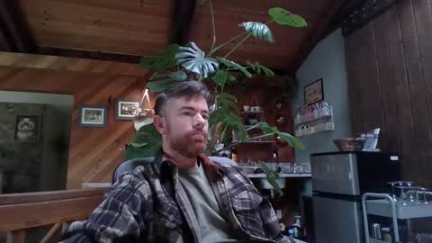 Freddy online show from 09/25/25, 09:29